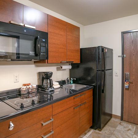 My Place Hotel-Mount Pleasant, Wi Екстериор снимка